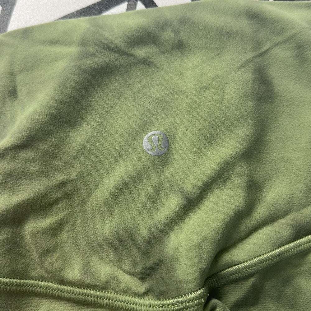 Lululemon aligns - Picture 3 of 3